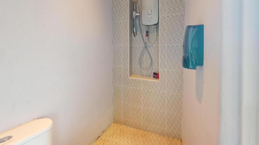 Hotel Zamburger Bliss Johor Bahru Eksteriør billede