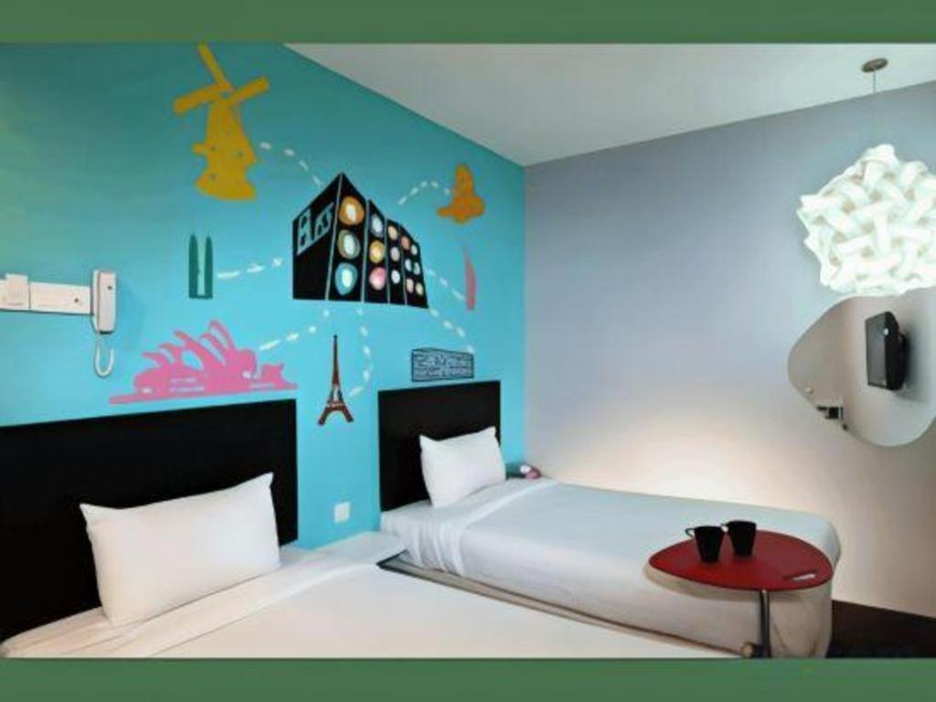 Hotel Zamburger Bliss Johor Bahru Eksteriør billede