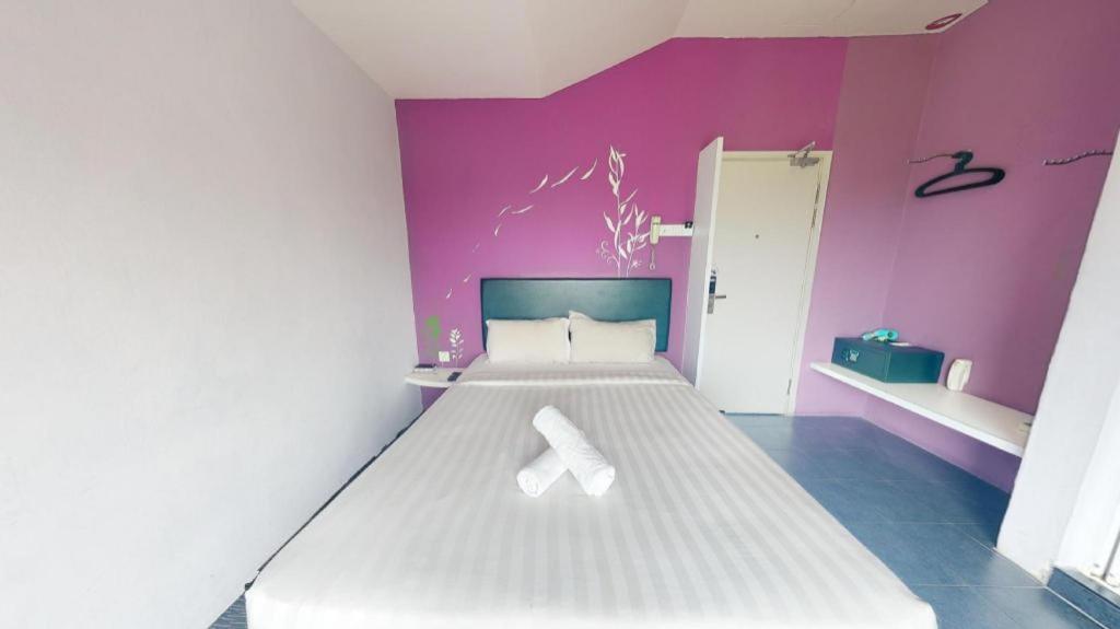 Hotel Zamburger Bliss Johor Bahru Eksteriør billede