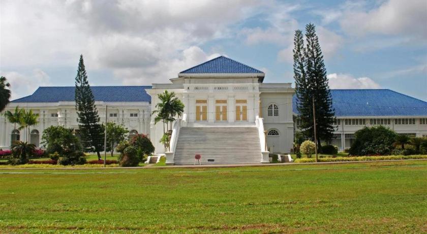 Hotel Zamburger Bliss Johor Bahru Eksteriør billede
